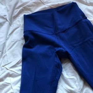 lululemon wunder under luon (sz 4) blue